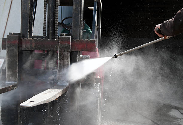 Best Driveway Pressure Washing  in Davenport, WA